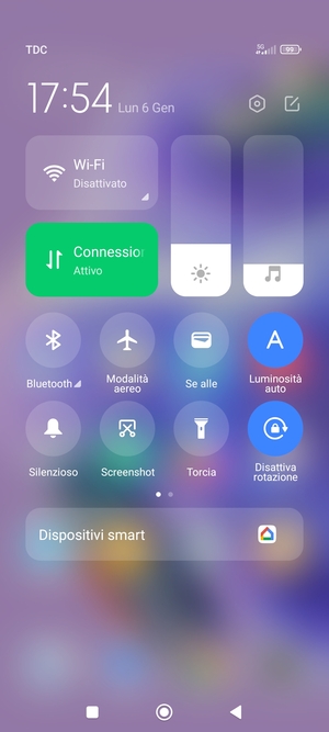 Scorri verso sinistra