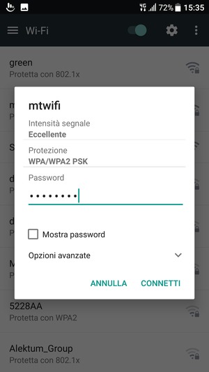 Inserisci la password del Wi-Fi e seleziona CONNETTI