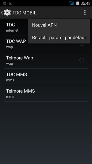 Sélectionnez le bouton du Menu puis Nouvel APN