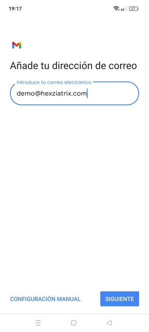 Introduzca su Dirección de correo electrónico y seleccione SIGUENTE