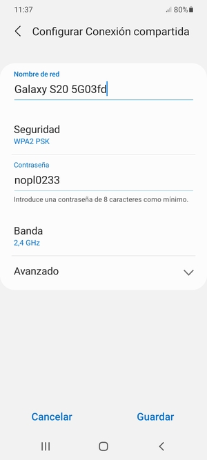Introduzca una contraseña de al menos 8 caracteres y seleccione Guardar