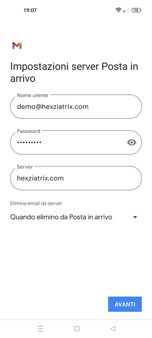 Inserisci Nome utente e l'indirizzo del server di posta in arrivo. Seleziona AVANTI