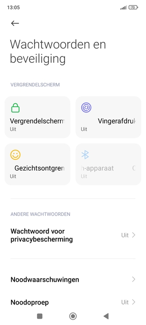 Om uw schermvergrendeling te activeren, keer terug naar het Wachtwoorden en beveiliging-menu en selecteer Vergrendelscherm
