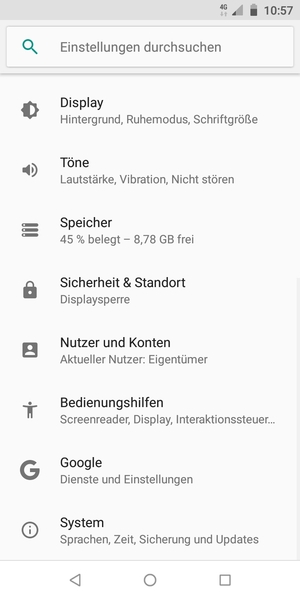 Scrollen Sie und wählen Sie Nutzer und Konten