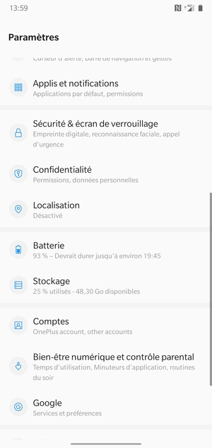 Faites défiler et sélectionnez Sécurité & écran de verrouillage