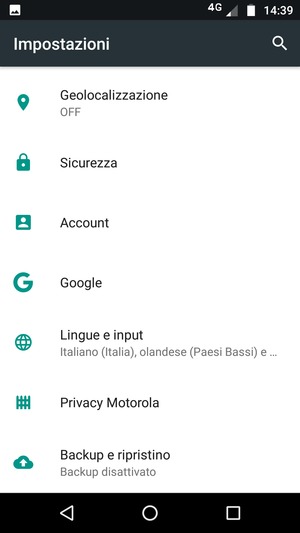 Scorri e seleziona Account
