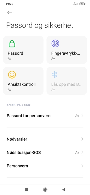 For å aktivere skjermlåsen, gå tilbake til Passord og sikkerhet-menyen og velg Passord