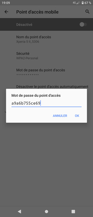 Saisissez un mot de passe de hotspot Wi-Fi d'au moins 8 caractères et sélectionnez OK