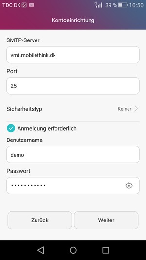 Geben Sie die Server-Adresse für ausgehende Post ein