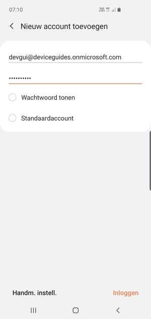 Voer uw e-mailadres en wachtwoord in. Selecteer Handm. instell.