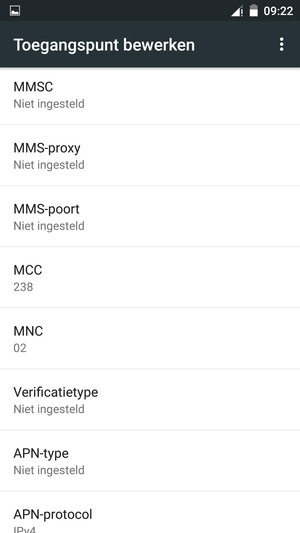 Scroll naar beneden en voer internetgegevens in