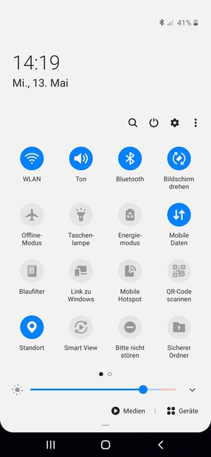 Schalten Sie WLAN und Bluetooth aus