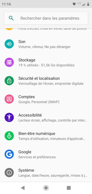 Faites défiler et sélectionnez Comptes