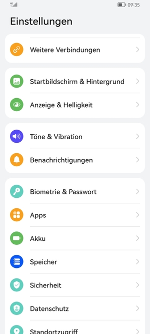 Um Ihre Bildschirmsperre zu aktivieren, gehen Sie zum Einstellungen Menü und wählen Sie  Biometrie & Passwort