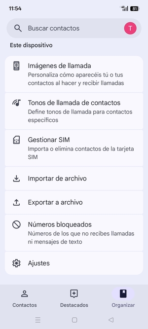 Desplácese y seleccione Gestionar SIM