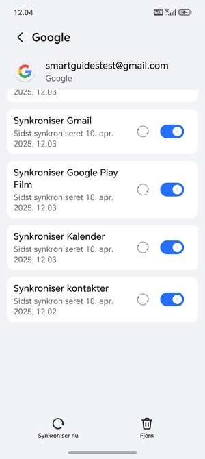 Kontroller at Synkroniser kontakter er valgt