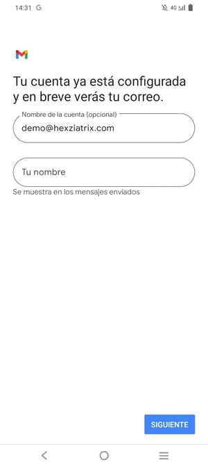 Déle a su cuenta un nombre y escriba su nombre. Seleccione SIGUENTE
