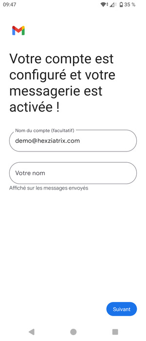 Donnez un nom à votre compte et saisissez votre nom. Sélectionnez Suivant