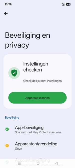 Om uw schermvergrendeling te activeren, ga naar het Beveiliging en privacy-menu en selecteer Apparaatontgrendeling