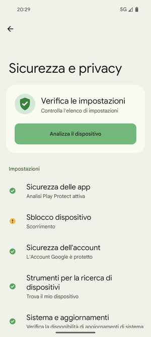 Per attivare il blocco dello schermo, vai al menu Sicurezza e privacy e seleziona Sblocco dispositivo