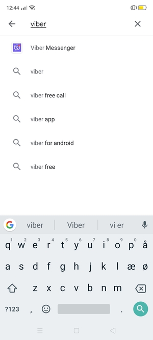 Indtast navnet på appen og vælg Søg