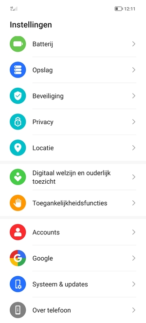 Scroll naar en selecteer Accounts