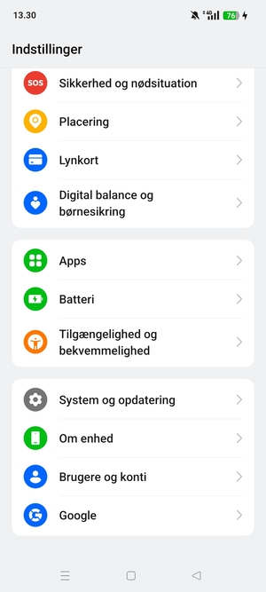 Scroll til og vælg System og opdatering