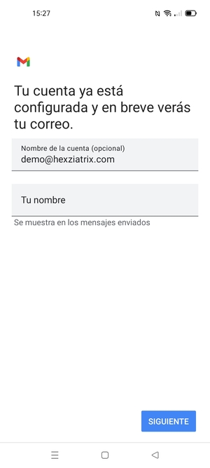 Déle a su cuenta un nombre y escriba su nombre. Seleccione SIGUIENTE