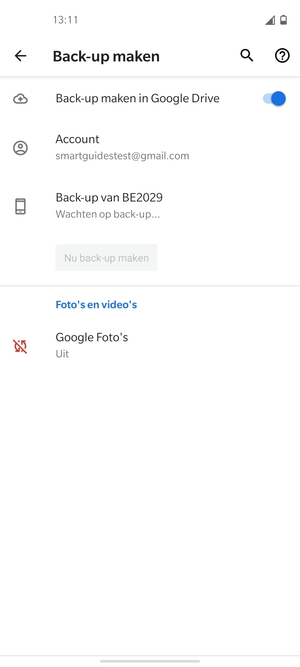 Keer terug naar het Back-up maken menu en selecteer Account