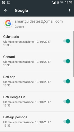 Assicurati che Contatti sia selezionato e seleziona il tasto Menu