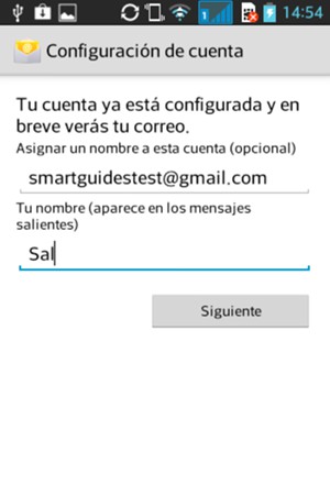 Déle a su cuenta un nombre y escriba su nombre. Seleccione Siguiente