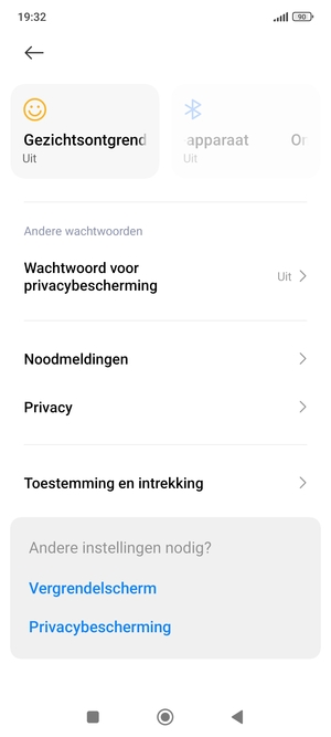 Scroll naar en selecteer Privacy