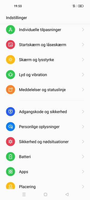 Scroll til og vælg Adgangskode og sikkerhed