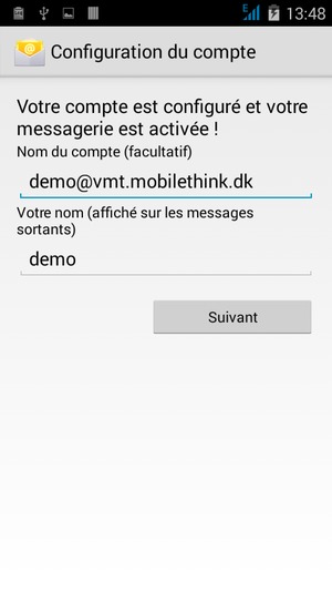 Donnez un nom à votre compte et saisissez votre nom. Sélectionnez Suivant