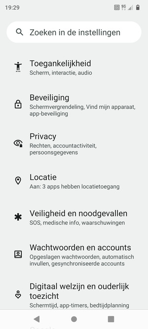 Scroll naar en selecteer Locatie