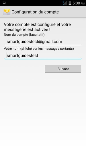 Donnez un nom à votre compte et saisissez votre nom. Sélectionnez Suivant