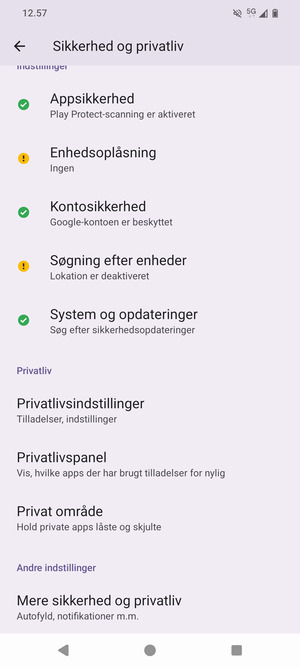 Scroll til og vælg Mere sikkerhed og privatliv