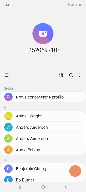 Seleziona il tasto Menu