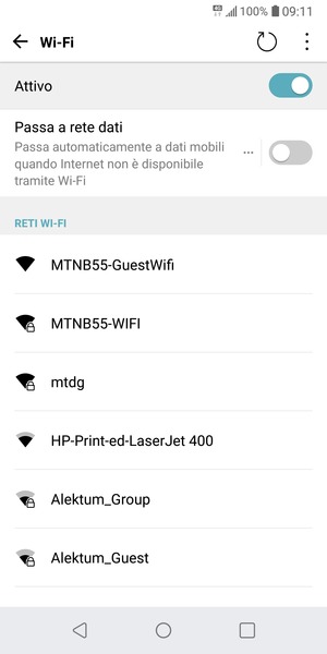 Seleziona la rete wireless a cui desideri connetterti