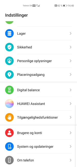 Scroll til og vælg System og opdateringer