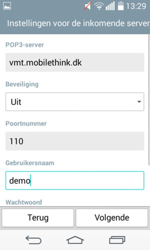 Voer Inkomende serveradres en Gebruikersnaam in. Selecteer Volgende