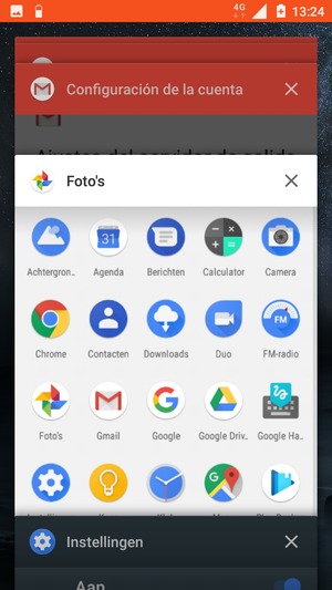 Veeg apps naar rechts om ze te sluiten