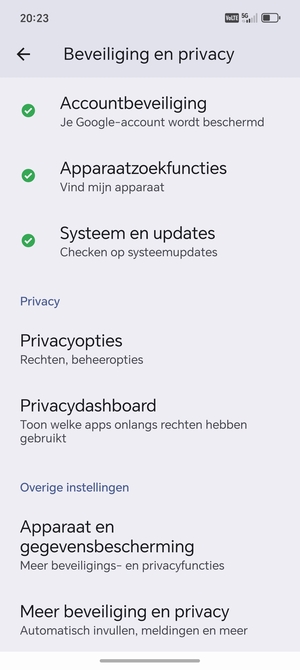 Scroll naar en selecteer Meer beveiliging en privacy
