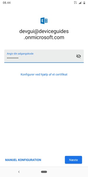 Indtast din adgangskode og vælg MANUEL KONFIGURATION