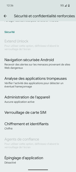 Faites défiler et sélectionnez Verrouillage de  carte SIM