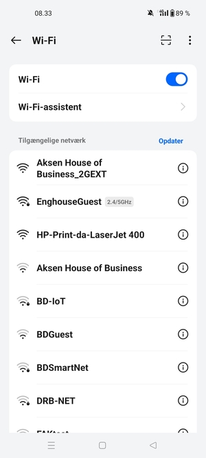 Vælg det trådløse netværk, du ønsker at oprette forbindelse til