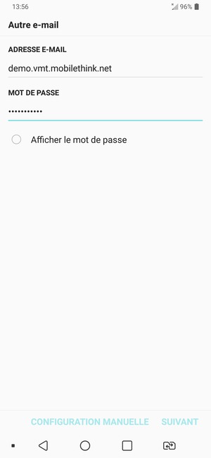 Saisissez votre adresse e-mail et votre mot de passe. Sélectionnez SUIVANT
