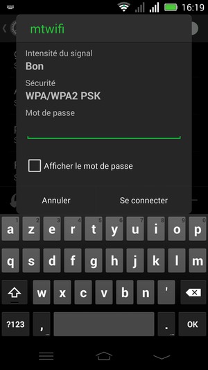 Saisissez le mot de passe du Wi-Fi et sélectionnez Se connecter