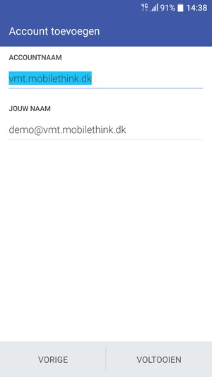 Geef uw account een naam en voer uw naam in. Selecteer VOLTOOIEN
