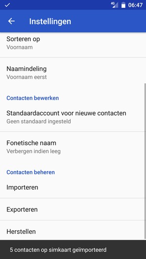 Uw contactpersonen worden opgeslagen naar uw HTC